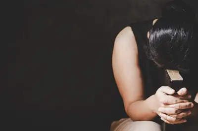 Tawa di Kampus yang Menyimpan Beban Sejarah Panjang bagi Perempuan