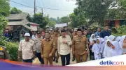 Gubernur Andra Soni Ambil Alih Renovasi Jalan Rusak Puluhan Tahun di Saketi Pandeglang