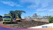 Gunungan Sampah di Pasar Induk Kramat Jati Akhirnya Terangkut Setelah Penanganan Intensif
