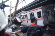 Kecelakaan KA Argo Bromo Anggrek Tabrak KRL di Bekasi, 14 Tewas