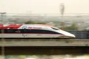 Kereta Cepat Whoosh Berhenti Mendadak di Bandung Diduga karena Benda Asing