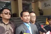 Korban Penipuan Selebgram Timothy Ronald Tuntut Kejelasan Kasus di Polda Metro Jaya