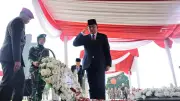 Menhan Sjafrie Beri Penghormatan Terakhir untuk Mayor Zulmi di TMP Cikutra Bandung