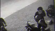 Pelajar SMP Gondol Motor Usai Pemilik Lupa Cabut Kunci, Terekam CCTV