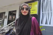 Pemeriksaan Richard Lee Tertunda, Lokasi Tak Kondusif
