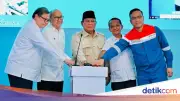 Prabowo: Hilirisasi Harus Adaptif Teknologi dan Utamakan Rakyat