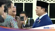 Prabowo Salami Rocky Gerung dan Syahganda Nainggolan di Istana