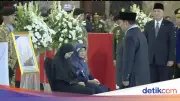Presiden Prabowo dan SBY Lepas Jenazah 3 Prajurit TNI Gugur di Lebanon