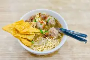 Rahasia Membuat Kuah Bakso Gurih dan Bening dengan Kaldu Sapi Sedap