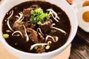 Resep Rawon Enak: Bumbu Kluwek Medok dan Daging Empuk yang Menggugah Selera