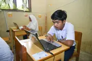 Siswa SMP Ikuti TKA 2026, Mendikdasmen Tekankan Nilai Kejujuran dalam Ujian