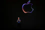 Tim Cook Mundur sebagai CEO Apple Setelah 15 Tahun, Digantikan John Ternus