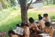 Viral Murid SDN Tando NTT Belajar di Bawah Pohon, Kemendikdasmen Prioritaskan Pembangunan