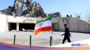 Warga Iran Bersiap Hadapi Ultimatum Trump, Khawatir Serangan Infrastruktur Energi
