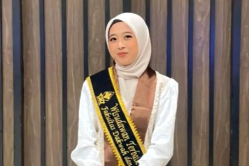 Anak Petani Lulusan SD Jadi Wisudawan Terbaik UIN Walisongo