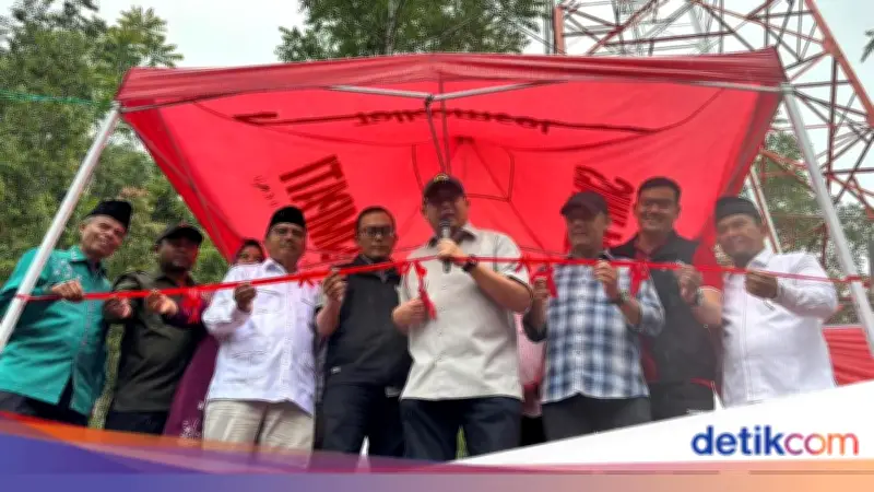 Andre Rosiade Resmikan BTS Telkomsel di Malalak Utara, Atasi Blank Spot Sumbar