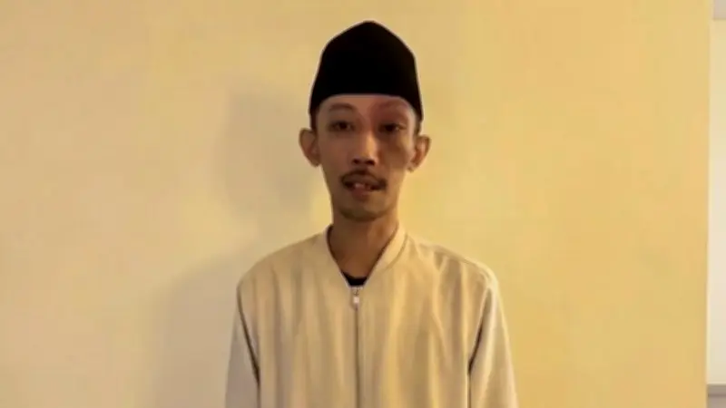 Anggota DPRD Jember Minta Maaf Usai Viral Main Game dan Merokok Saat Rapat
