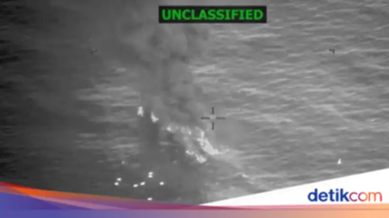 AS Gempur Kapal Penyelundup Narkoba di Pasifik Timur, 2 Tewas