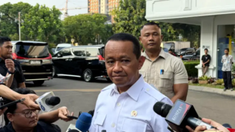 Bahlil Temui Prabowo, Laporkan Stok BBM dan LPG Aman Serta Evaluasi IUP