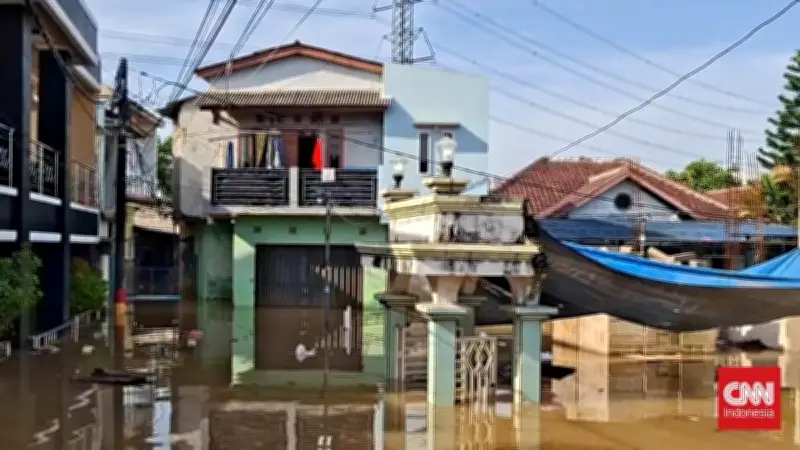 Banjir Bogor: Ratusan Keluarga Terdampak, Satu Rumah Ambruk