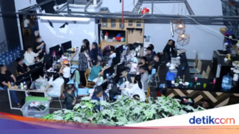 Bareskrim Bongkar Sindikat Judi Online Internasional di Jakarta Barat, 321 WNA Diamankan