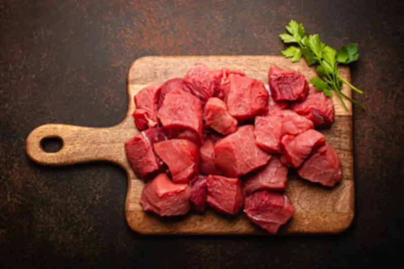 Berapa Lama Daging Kurban Mentah Aman Disimpan di Kulkas?