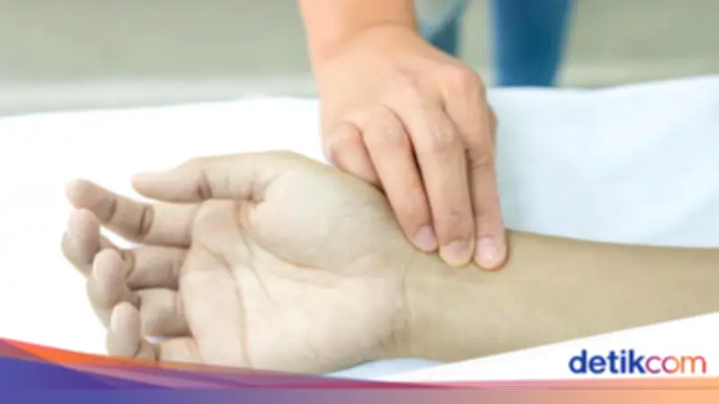 Bocah 13 Tahun Tewas Terserempet KRL di Tebet, Main di Dekat Rel
