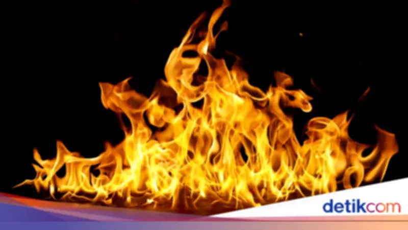 Bocah 8 Tahun di Batang Terbakar Saat Main Api, Diduga Disiram Bensin