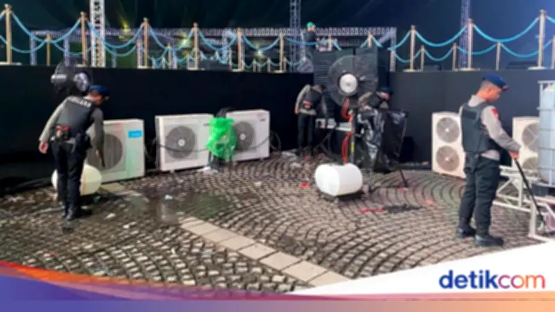 Brimob Polda Metro Sterilisasi Monas Jelang May Day, Pastikan Aman
