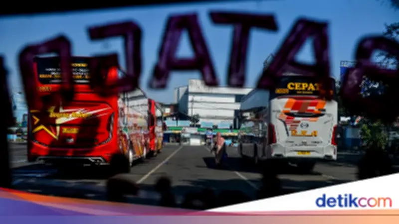 Bus Bertahan di Terminal Cicaheum Meski Kebijakan Pengalihan Layanan