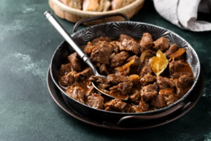 Cara Masak Rendang 1 Kg Daging Sapi agar Empuk dan Lezat