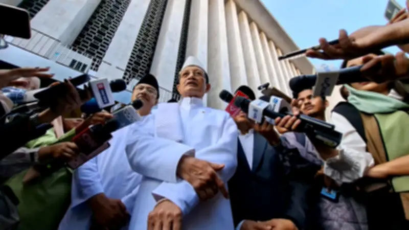 Cara Masjid Istiqlal Salurkan Daging Kurban Tanpa Antrean di Lokasi
