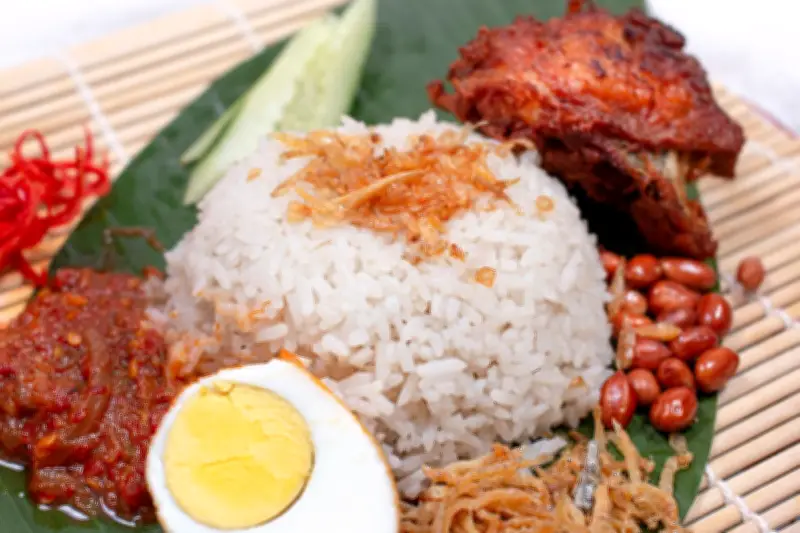 Cara Membuat Nasi Uuduk Pakai Rice Cooker Praktis untuk Sarapan
