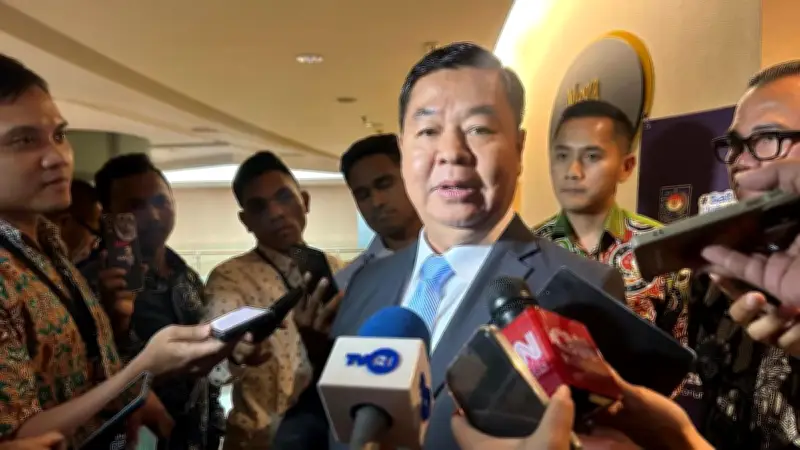 Ditjen Dukcapil Luruskan Isu KTP Tak Perlu Difotokopi Saat Check-in Hotel