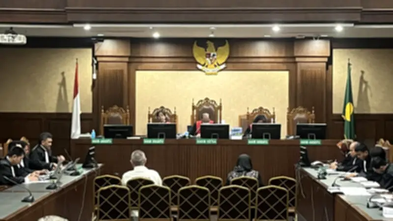 Divonis 4,5 dan 3,5 Tahun, Dua Eks Pejabat Gas Pertamina Terbukti Korupsi LNG