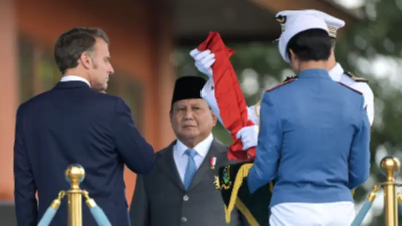 DPR Cek Kemendikdasmen soal Prabowo Perintahkan Bahasa Prancis Diajarkan di Sekolah