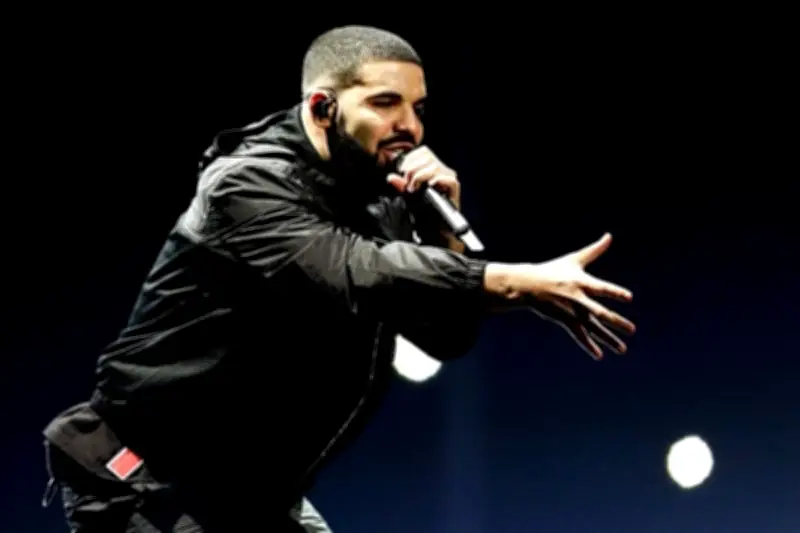 Drake Rilis Tiga Album Sekaligus, Iceman Habibti dan Maid of Honour