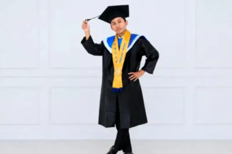 Dulu Nyaris Gagal UN, Pato Lulus S1 Fisika Undip Usia 18 Tahun