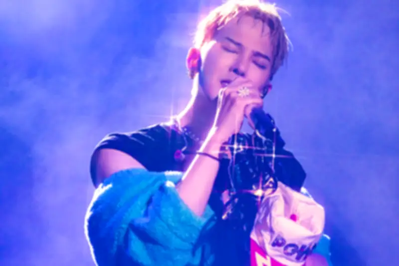 Galaxy Corp Minta Maaf Atas Busana Kontroversial G-Dragon di Makau