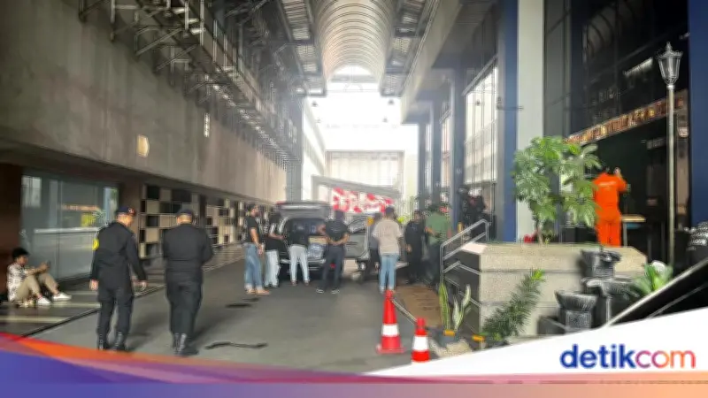 Gedung di Hayam Wuruk Dijaga Ketat Brimob, Terkait Judi Online