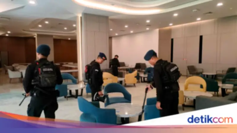 Gegana Brimob Sterilisasi JIS Jelang Persija Vs Semen Padang