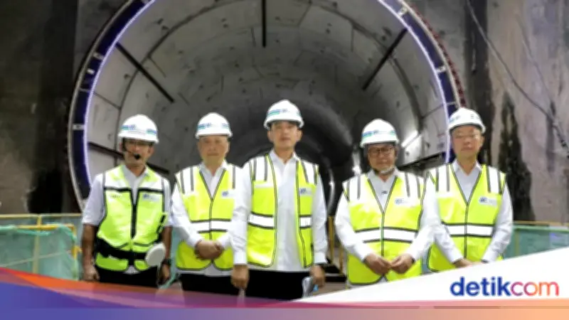 Gibran dan Pramono Tinjau Proyek MRT Harmoni, Target Operasi Akhir 2027