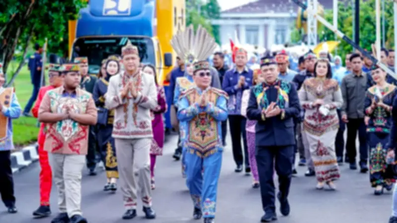 Gubernur Kalteng Resmi Buka Festival Budaya Isen Mulang 2026