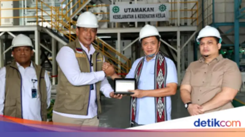 Habiburokhman Tinjau Gudang Bulog Kelapa Gading Pastikan Stok Beras Aman