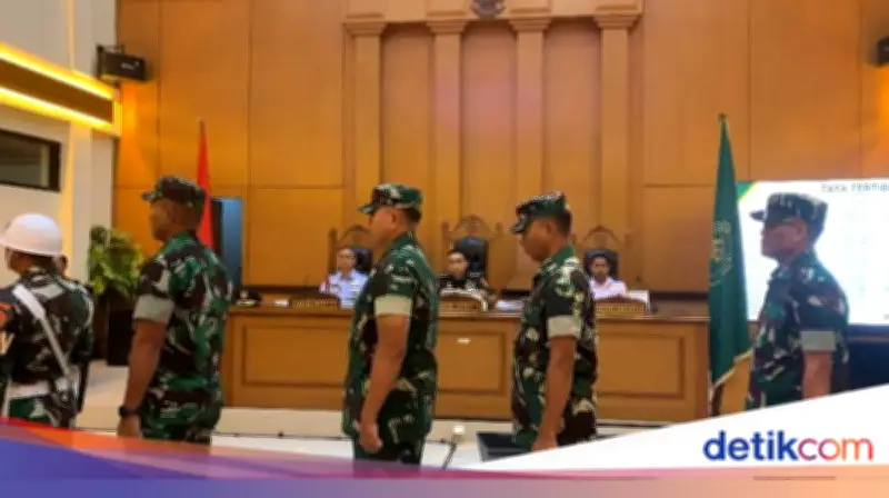 Hakim Tanya Terdakwa Penyiraman Air Keras Andrie Yunus: Mau Kabur Nggak?