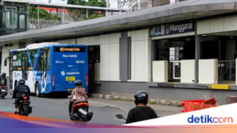 Halte Transjakarta Manggarai Tutup Sementara Imbas Proyek LRT