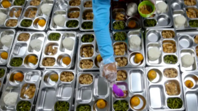 Harga Telur Anjlok, BGN Instruksikan SPPG di Jatim Optimalkan Menu Telur