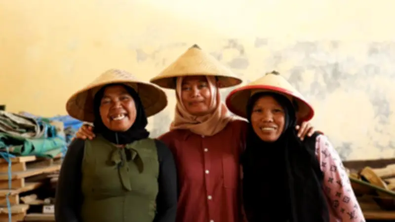 Ibu-Ibu Prasejahtera di Indonesia Dapat Pendampingan Kembangkan Usaha Mikro