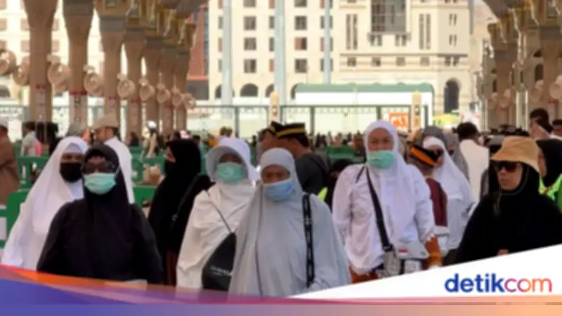 Imbauan Jemaah Haji Gelombang II: Kenakan Ihram Sejak di Pesawat