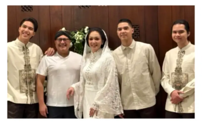 Irwan Mussry Bantu El Rumi Siapkan Cincin Pernikahan